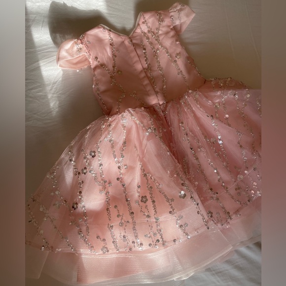 Girl size 4Y Pink Sequin Dress - Picture 10 of 14